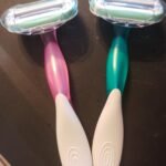 Venus Sensitive Disposable Razors for Women, 12 ct.
