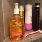 Neutrogena Oil-Free Acne Face Wash, 9.1 fl. oz., 2 pk.