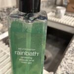 Neutrogena Rainbath Renewing Shower and Bath Gel, Pear & Green Tea, 40 fl. oz.
